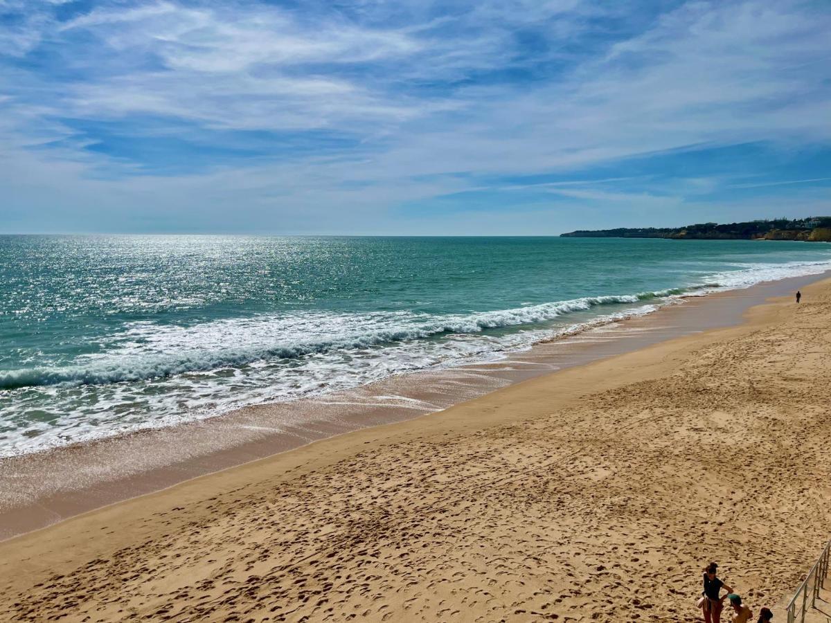 Ocean Breeze Apartman Armação de Pêra Kültér fotó